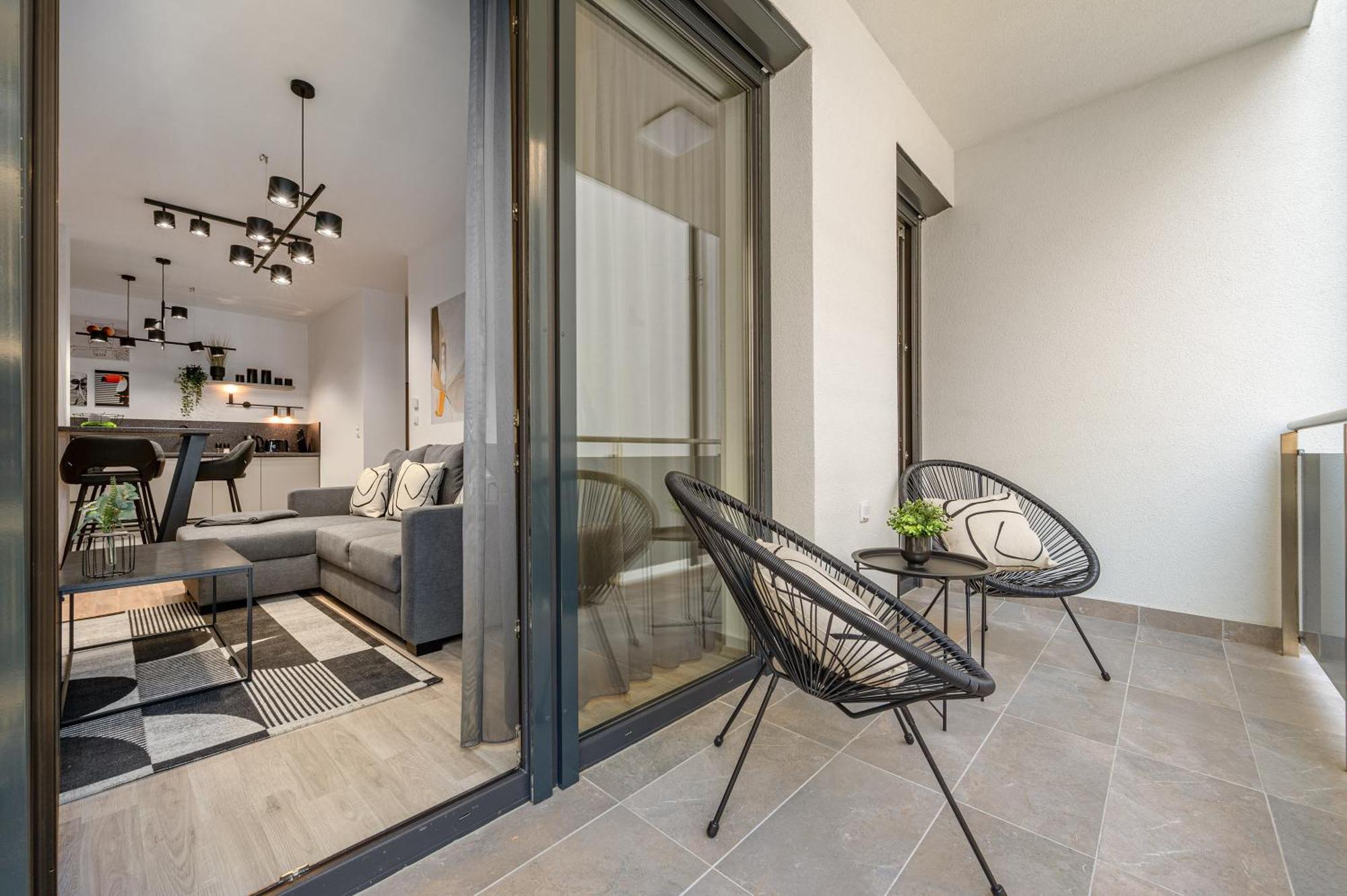 Condo With Balcony @ Downtown Budapest Exterior foto